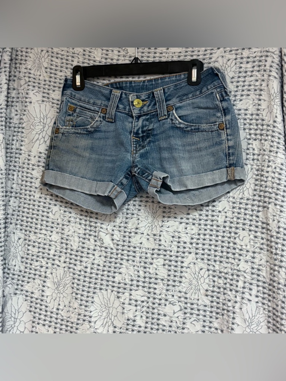 True Religion size 26  Womens Blue Denim Cuffed Shorts